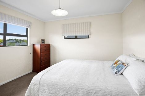 Photo of property in 7 Burn-murdoch Street, St Andrews, Hamilton, 3200