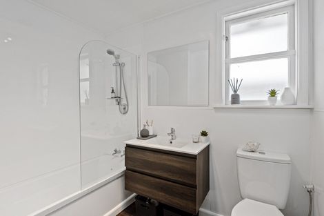 Photo of property in 8 Dufek Crescent, Wigram, Christchurch, 8042