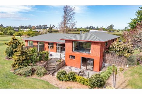 Photo of property in 35 Cridges Road, Darfield, 7510