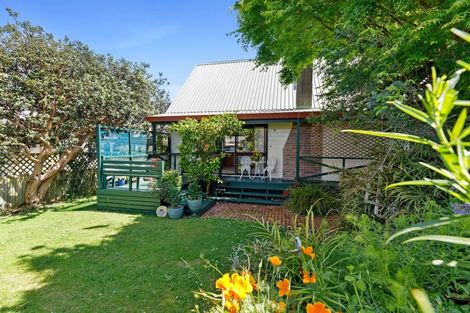 Photo of property in 204 Cambridge Road, Bethlehem, Tauranga, 3110