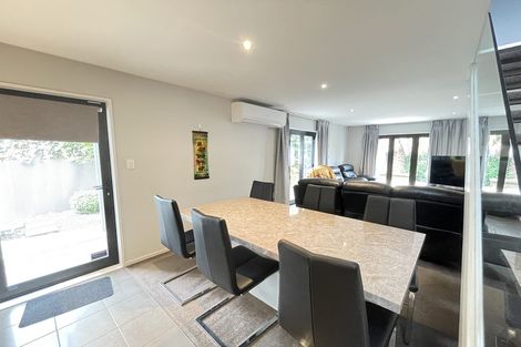 Photo of property in 77 Abberley Crescent, St Albans, Christchurch, 8014