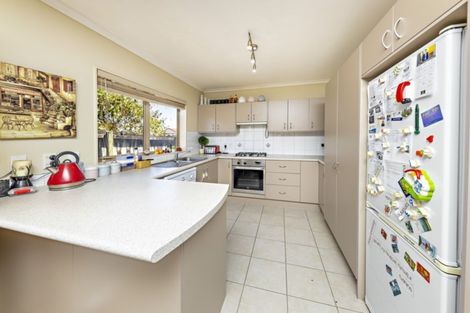 Photo of property in 23 Milson Drive, Papakura, 2110
