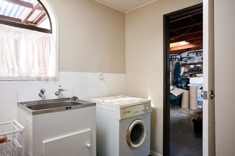 Photo of property in 2 Heatherlea Street, Outer Kaiti, Gisborne, 4010