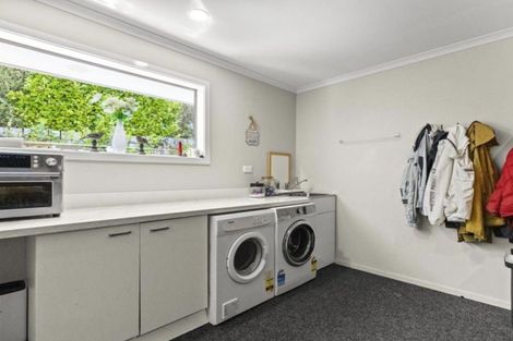 Photo of property in 118 Milton Terrace, Picton, 7220