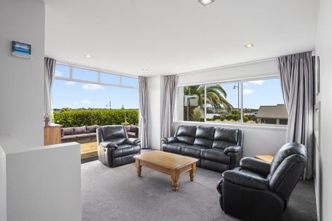 Photo of property in 11 Ridge View Crescent, Pukekohe, 2120