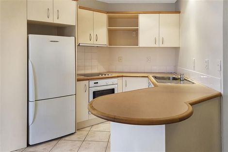 Photo of property in Harbour Royal Apartments, 10b/88 Anzac Avenue, Auckland Central, Auckland, 1010