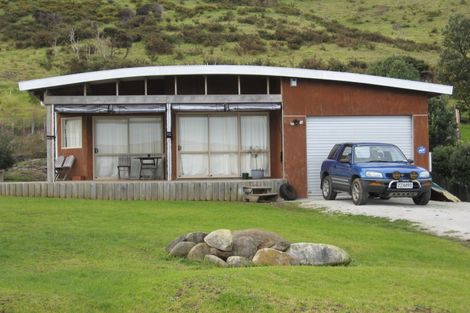 Photo of property in 49 Taumatawiwi Street, Opononi, Kaikohe, 0473