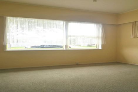Photo of property in 1/2 Yacht Place, Bucklands Beach, Auckland, 2012