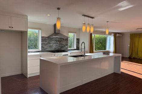 Photo of property in 37 Charles Dickens Drive, Mellons Bay, Auckland, 2014