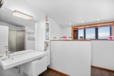 Photo of property in 118 Oliver Road, Bendigo, Cromwell, 9383