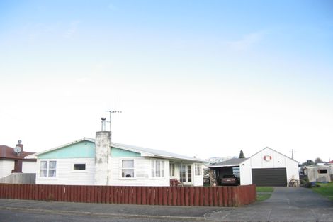 Photo of property in 29 Rangatira Street, Otaki, 5512