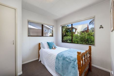 Photo of property in 60 Fidelis Avenue, Snells Beach, 0920