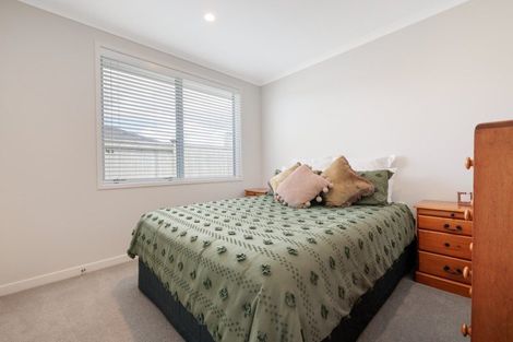 Photo of property in 16 Cassinia Close, Papamoa Beach, Papamoa, 3118