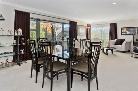 Photo of property in 44 Aberdeen Crescent, Wattle Downs, Auckland, 2103