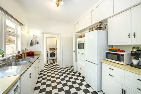 Photo of property in 431a High Street South, Carterton, 5713