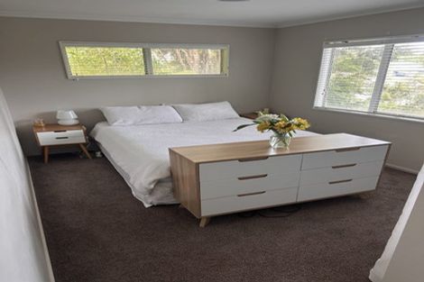 Photo of property in 10 Sapphire Place, Bayview, Auckland, 0629