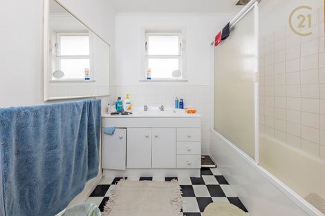 Photo of property in 65 Smiths Avenue, Papakura, 2110