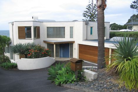 Photo of property in 1/42 Whitby Crescent, Mairangi Bay, Auckland, 0630