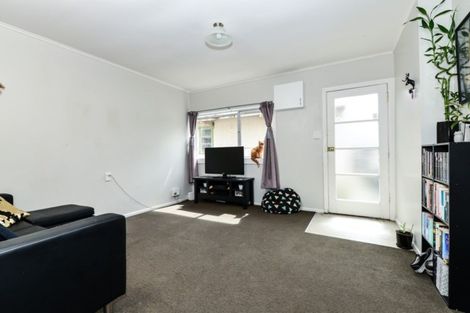 Photo of property in 5a Saint Olpherts Avenue, Hamilton East, Hamilton, 3216