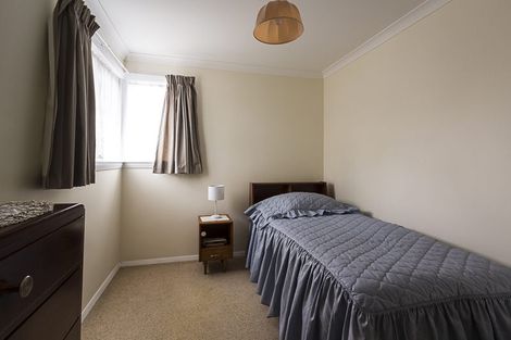 Photo of property in 5 Christian Street, Bryndwr, Christchurch, 8053