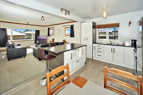 Photo of property in 89 Cameron Road, Te Puke, 3119