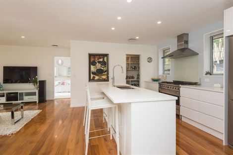 Photo of property in 26 Ocean View Terrace, Sumner, Christchurch, 8081