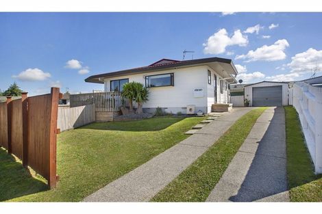 Photo of property in 23 Lloyd Drive, Nawton, Hamilton, 3200