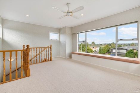 Photo of property in 4 The Anchorage, Sunnyhills, Auckland, 2010