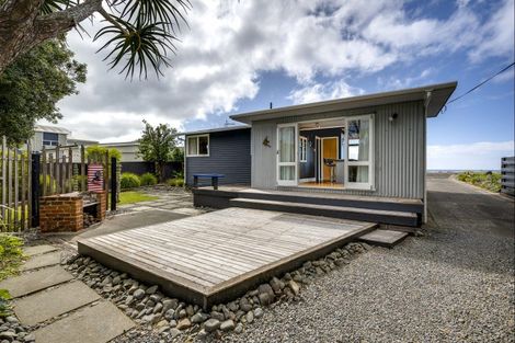 Photo of property in 242 Whirinaki Road, Eskdale, Napier, 4182