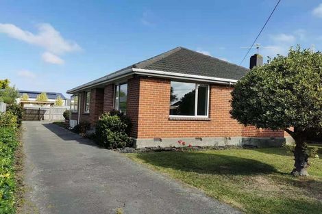Photo of property in 26 Fovant Street, Russley, Christchurch, 8042