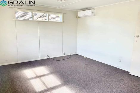 Photo of property in 5/24 Pomaria Road, Henderson, Auckland, 0610