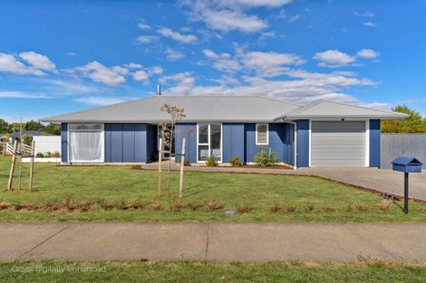Photo of property in 2 Stoneleigh Drive, Solway, Masterton, 5810