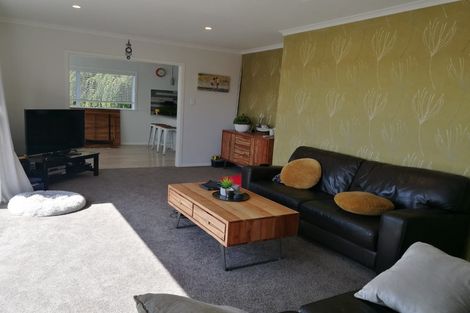 Photo of property in 9 Ruru Street, Waikanae, 5036