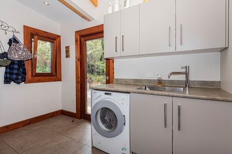 Photo of property in 114 Hay Road, Helena Bay, Hikurangi, 0184