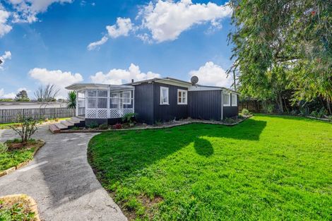 Photo of property in 35 Victoria Avenue, Waiuku, 2123