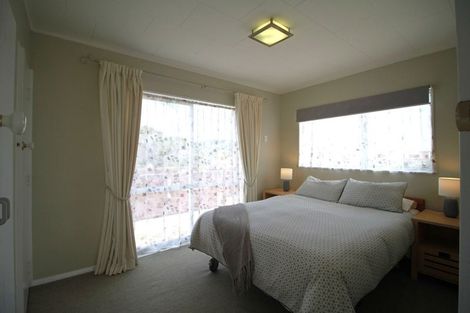 Photo of property in 3 Wright Street, Titahi Bay, Porirua, 5022