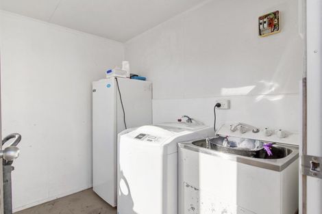 Photo of property in 16 Memorial Avenue, Parkside, Timaru, 7910