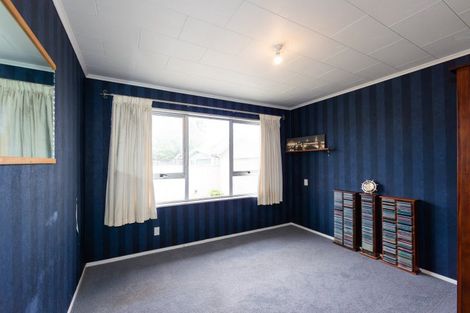 Photo of property in 50 Wynyard Crescent, Tamatea, Napier, 4112