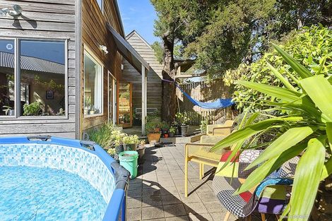 Photo of property in 49 Waikowhai Street, Ngaio, Wellington, 6035