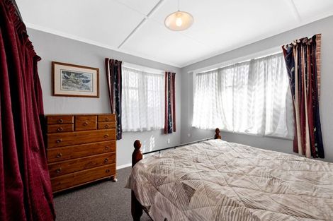 Photo of property in 30 Leicester Street, Patea, 4520