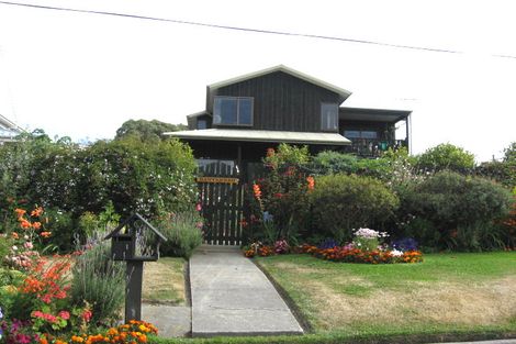 Photo of property in 1 Te Ra Crescent, Diamond Harbour, 8972