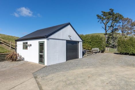 Photo of property in 14 Centre Road, Matamau, Dannevirke, 4977