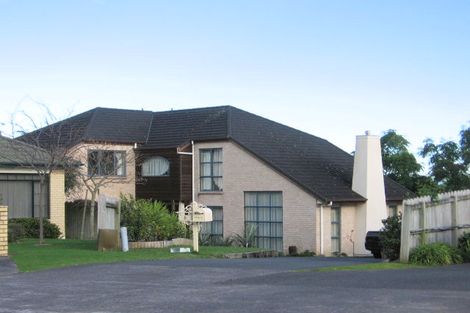 Photo of property in 8 Carniew Place, Dannemora, Auckland, 2016