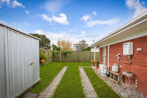 Photo of property in 1/162 Pigeon Mountain Road, Half Moon Bay, Auckland, 2012