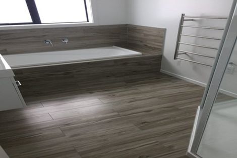 Photo of property in 23 Orchard Terrace, Riverhead, 0820