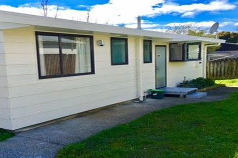 Photo of property in 2/63 Redcrest Avenue, Red Hill, Papakura, 2110