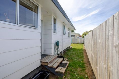 Photo of property in 12a Carlson Street, Dannevirke, 4930