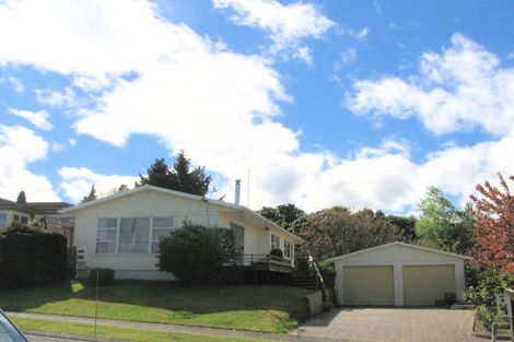 Photo of property in 13 Beachman Grove, Hilltop, Taupo, 3330