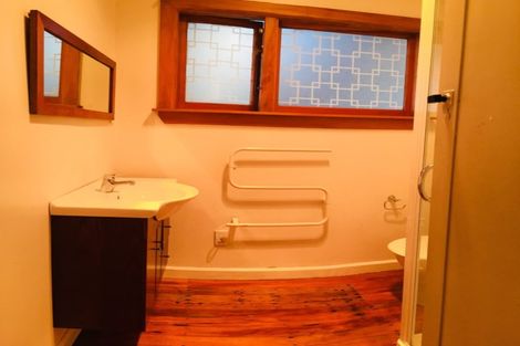 Photo of property in 35 Memorial Avenue, Ilam, Christchurch, 8053