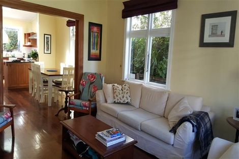 Photo of property in 17 Patanga Crescent, Thorndon, Wellington, 6011